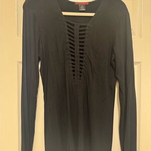 Buckle BKE Red Black Top